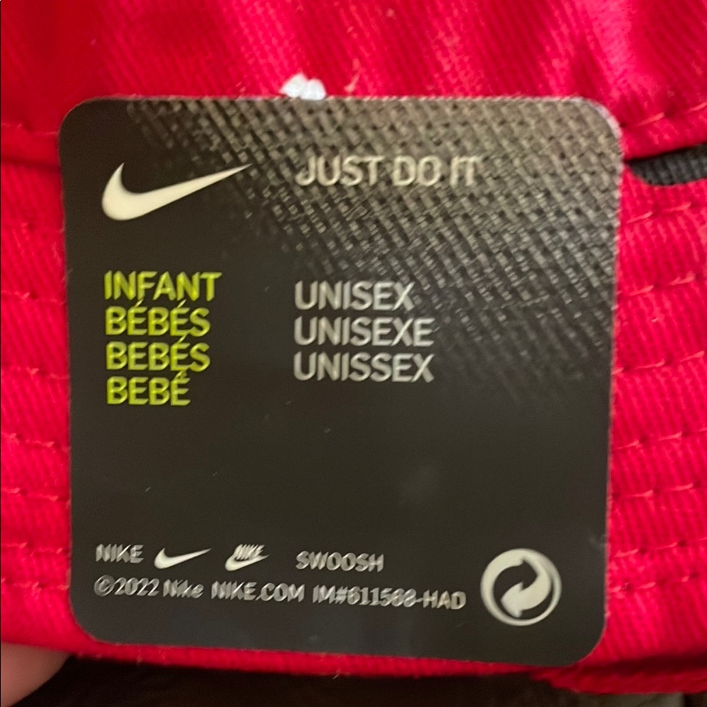 NWT Nike Red and Black Infant Bucket Hat with Chin Strap - Picture 2 of 7